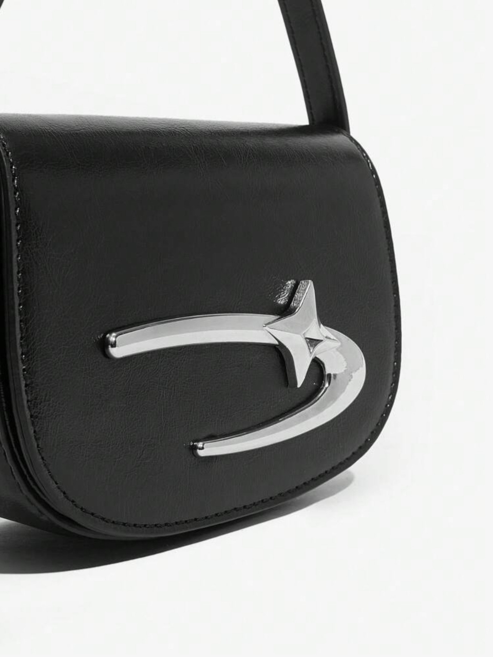 Lucía Bellido Shoulder Bag