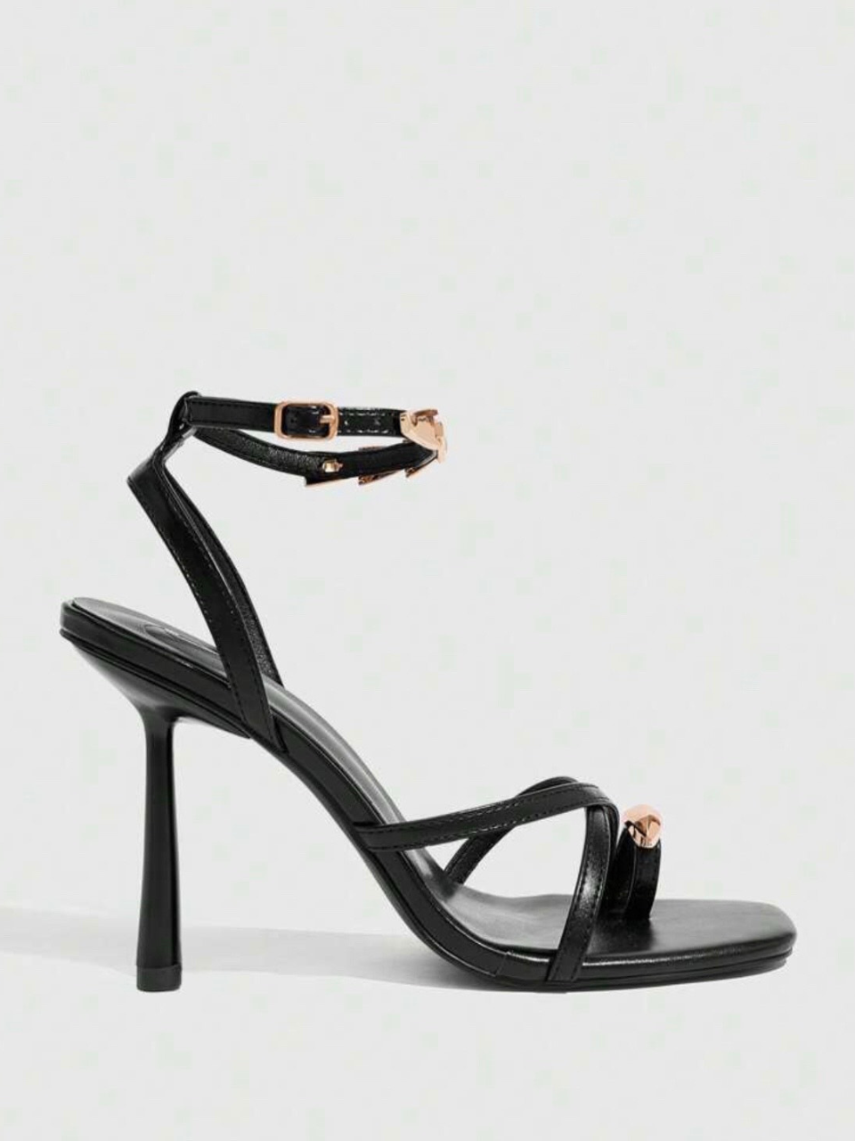 Cuccoo Metal Ring Strap Heels